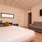 Hotel Maison Calcirelli