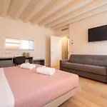 Maison Calcirelli