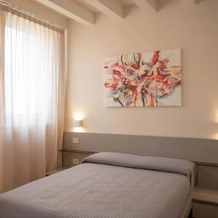Hotell Maison Calcirelli Verona