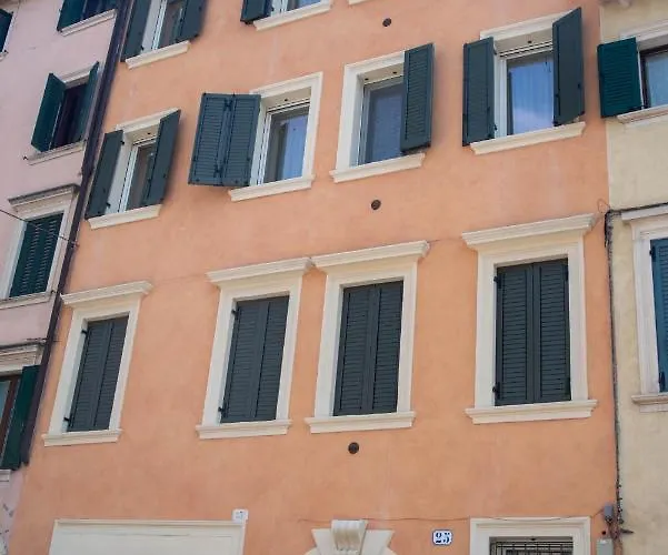 Hotell Maison Calcirelli *