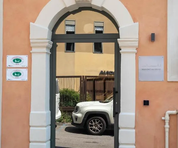 Hotell Maison Calcirelli Verona
