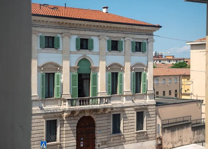 Hotell Maison Calcirelli Verona