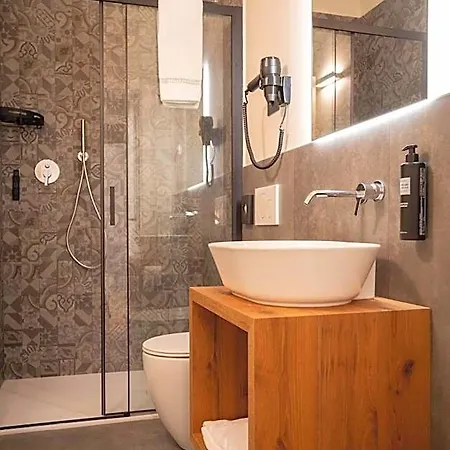 Maison Calcirelli Hotel