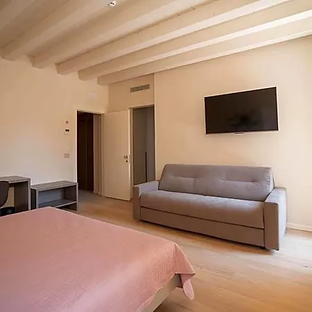 Hotel Maison Calcirelli Verona