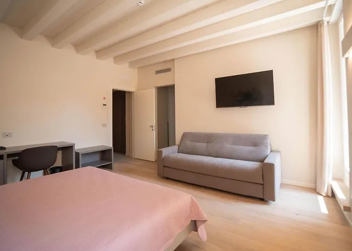 Maison Calcirelli Hotel
