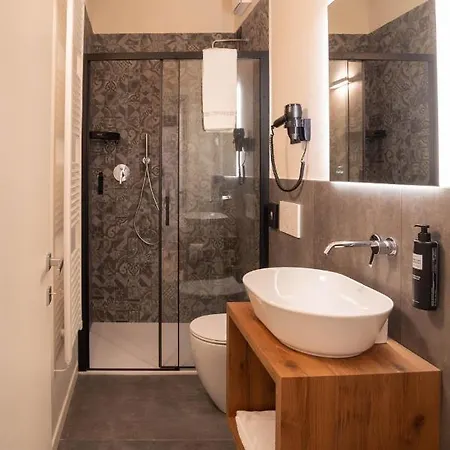 Maison Calcirelli 酒店 *